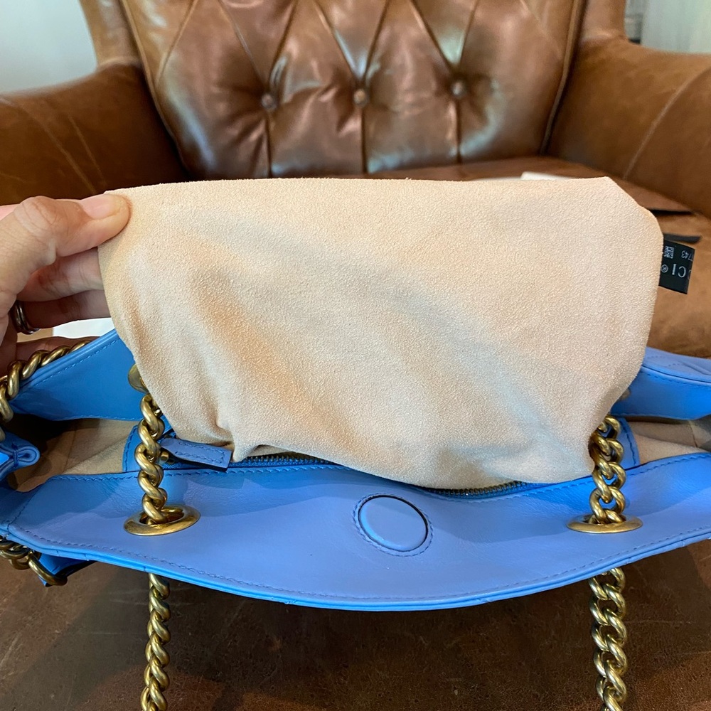 Gucci GG Marmont Chain Tote Matelasse Leather - Picture 14 of 15